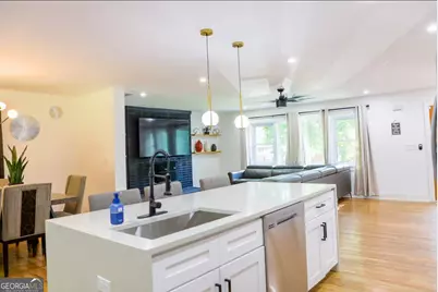 280 W Lake Drive NW, Atlanta, GA 30314 - Photo 8