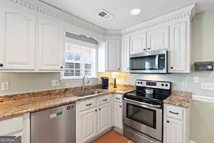 218 Ellicott Dr, Warner Robins, GA 31088 - Photo 6