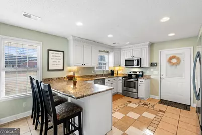 218 Ellicott Drive, Warner Robins, GA 31088 - Photo 8