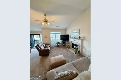 109 Kensington Court, Mount Airy, GA 30563 - Photo 2