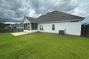 4953 Hatfield Cir, Hahira, GA 31632 - Photo 6