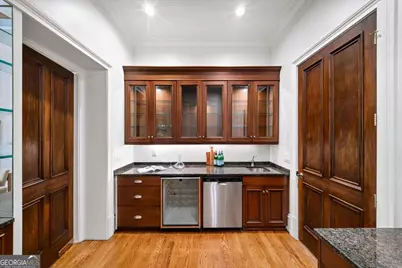 745 Brookwoods Trace, Sandy Springs, GA 30342 - Photo 32