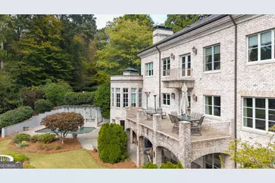 745 Brookwoods Trace, Sandy Springs, GA 30342 - Photo 12