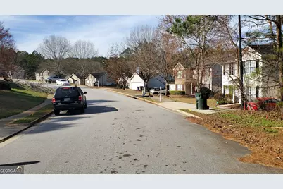 4301 Marci Street, Snellville, GA 30039 - Photo 2