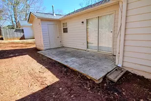 164 Crystal Brook, Griffin, GA 30223 - Photo 2