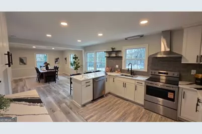 610 Glenforest Road, Sandy Springs, GA 30328 - Photo 16