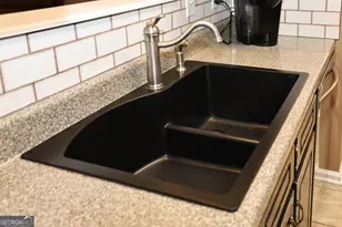 505 Emerald Point, Monroe, GA 30655 - Photo 10