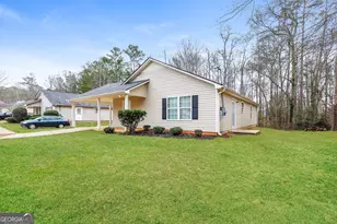 138 Pope Ln, Newnan, GA 30263 - Photo 2