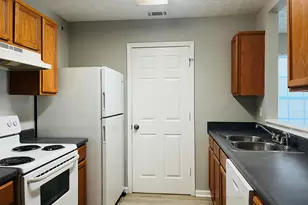 105 Granite St, Hogansville, GA 30230 - Photo 8