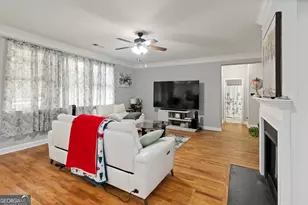 6101 Sparkling Cove Ln, Buford, GA 30518 - Photo 10