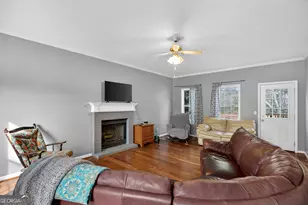 124 Wooddale Ln, Carrollton, GA 30117 - Photo 4