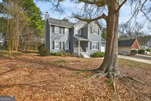 124 Wooddale Ln, Carrollton, GA 30117 - Photo 2