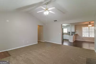 356 Cattlemans Circle, McDonough, GA 30252 - Photo 4