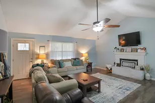 17 Jekyll Island Rd, Jesup, GA 31545 - Photo 10