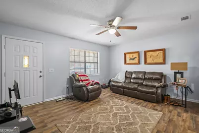 198 Greenwood Street, Jesup, GA 31545 - Photo 8