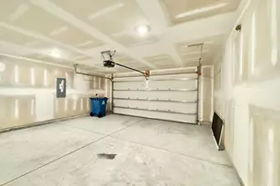 38 Autumn's Wood Dr, Brunswick, GA 31525 - Photo 32