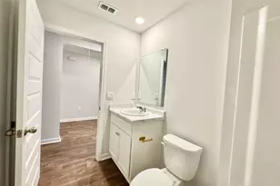 38 Autumn's Wood Dr, Brunswick, GA 31525 - Photo 8