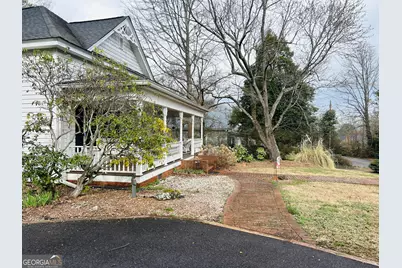 391 Yonah Street, Cornelia, GA 30531 - Photo 4