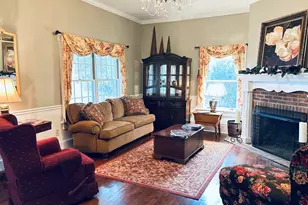 391 Yonah St, Cornelia, GA 30531 - Photo 8