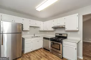 2590 Plantation Way, Douglasville, GA 30135 - Photo 10