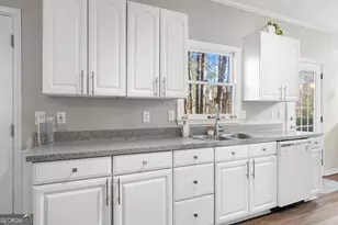 1028 Deer Hollow Dr, Woodstock, GA 30189 - Photo 10