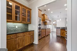 2882 Bernard Way, Smyrna, GA 30080 - Photo 10