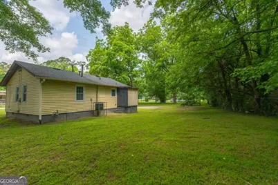 525 Baker Circle NW, Atlanta, GA 30318 - Photo 4