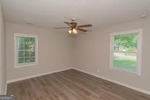 525 Baker Cir NW, Atlanta, GA 30318 - Photo 18