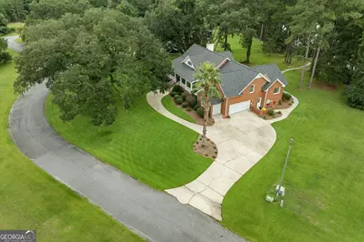 203 Cypress Lakes Drive, Bloomingdale, GA 31302 - Photo 2