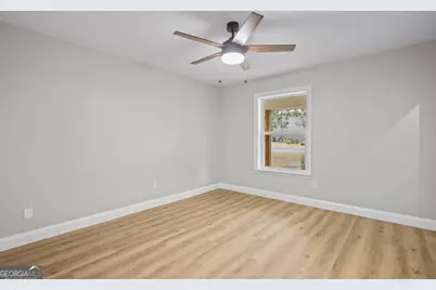 215 Glynn Street, Jesup, GA 31545 - Photo 18