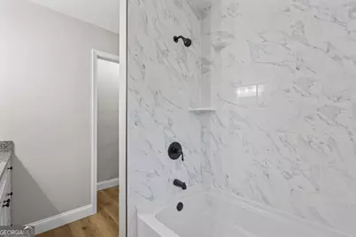 215 Glynn Street, Jesup, GA 31545 - Photo 16