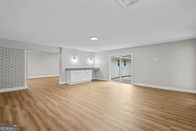 215 Glynn Street, Jesup, GA 31545 - Photo 10