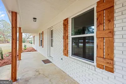 215 Glynn Street, Jesup, GA 31545 - Photo 4