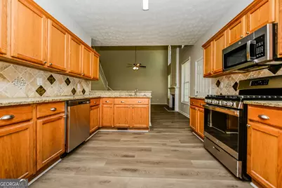 520 Hilly Court, McDonough, GA 30253 - Photo 6