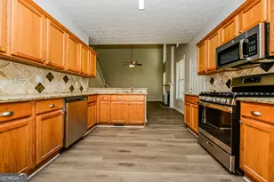 520 Hilly Ct, McDonough, GA 30253 - Photo 6