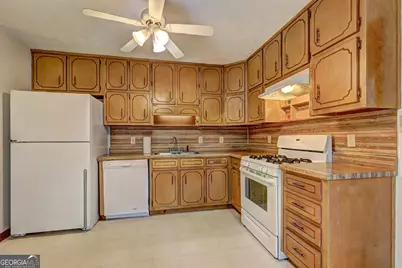 113 Black Oak Court, Stockbridge, GA 30281 - Photo 6