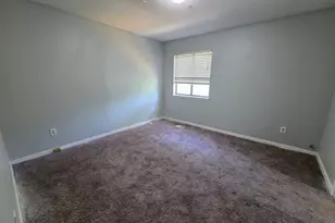 5841 Trent Walk Dr, Lithonia, GA 30038 - Photo 8