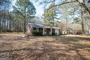 135 McAlpin Dr, Winterville, GA 30683 - Photo 2