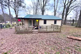 97 S Pine St, Trion, GA 30753 - Photo 2