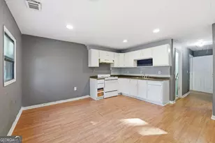 4170 Hurt Bridge Ct, Cumming, GA 30028 - Photo 34