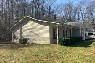 227 Autumn Dr, Nicholson, GA 30565 - Photo 2