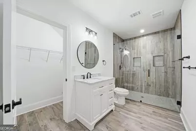 7611 Regency Circle, Sandy Springs, GA 30350 - Photo 52