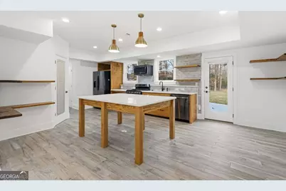 7611 Regency Circle, Sandy Springs, GA 30350 - Photo 58