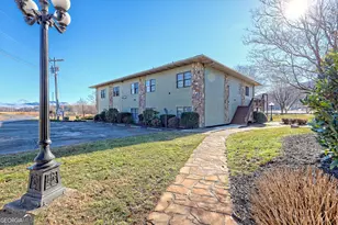 1688 Lakeview Dr, Young Harris, GA 30582 - Photo 54