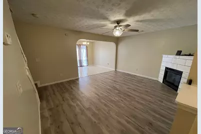 703 Georgetown Court, Jonesboro, GA 30236 - Photo 6