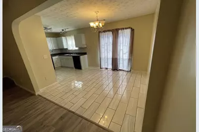 703 Georgetown Court, Jonesboro, GA 30236 - Photo 8