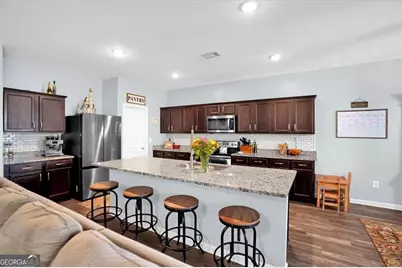 70 Seattle Slew Way, Cartersville, GA 30120 - Photo 2