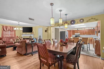 412 S Willow Street, Jesup, GA 31546 - Photo 4