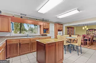 412 S Willow St, Jesup, GA 31546 - Photo 8