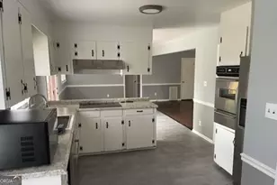 110 Hillridge Dr, Warner Robins, GA 31088 - Photo 4